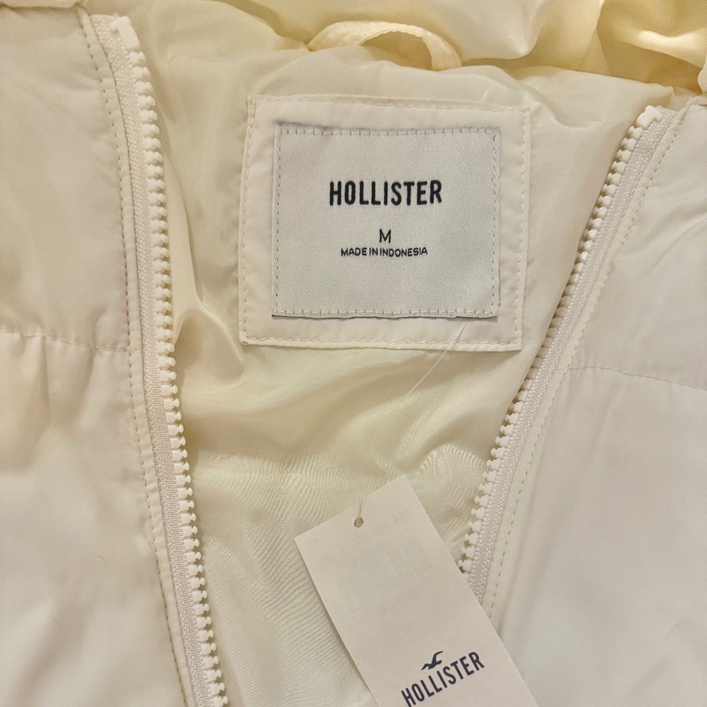 NWT White Hollister Cropped Puffer Jacket - Picture 3 of 7